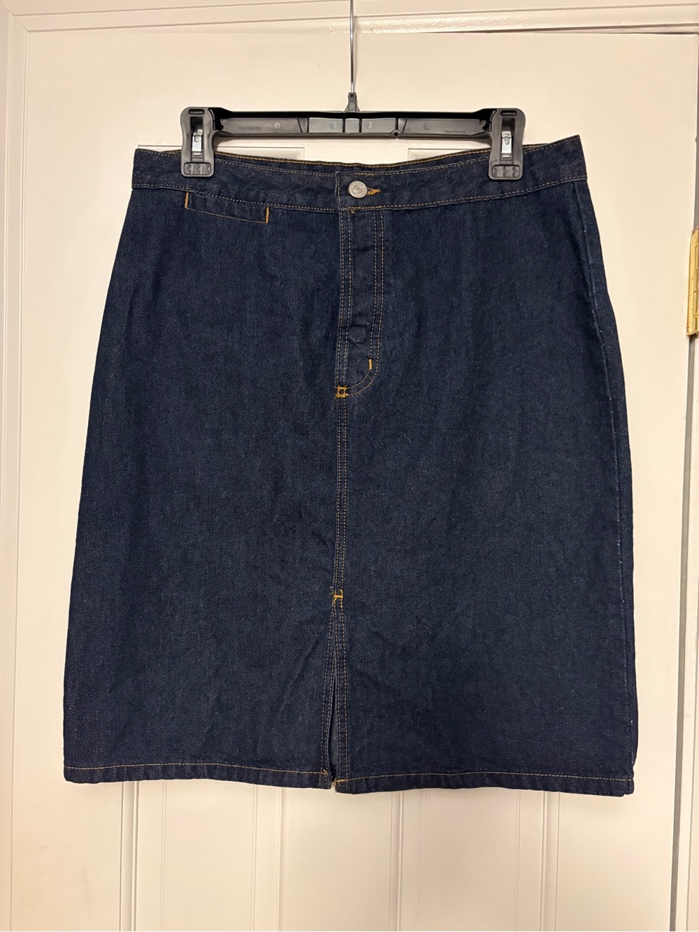 Vintage GAP Denim Skirt Women’s Size 10 Dark Wash Straight Pencil Midi Skirt